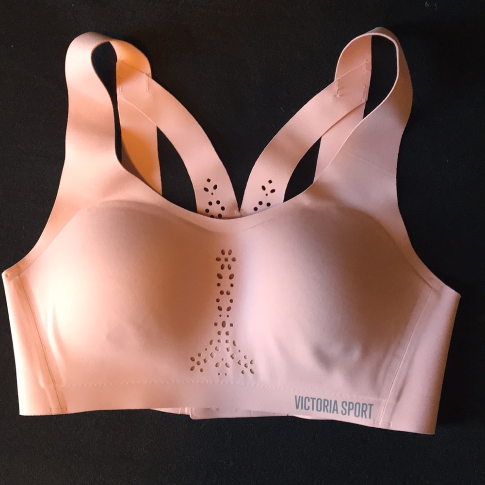 NWOT VS Sports bra